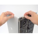 Udskiftning af komplet skærm på MacBook Pro 15"