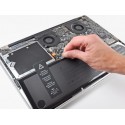 Udskiftning af Batteri på MacBook Pro 17"